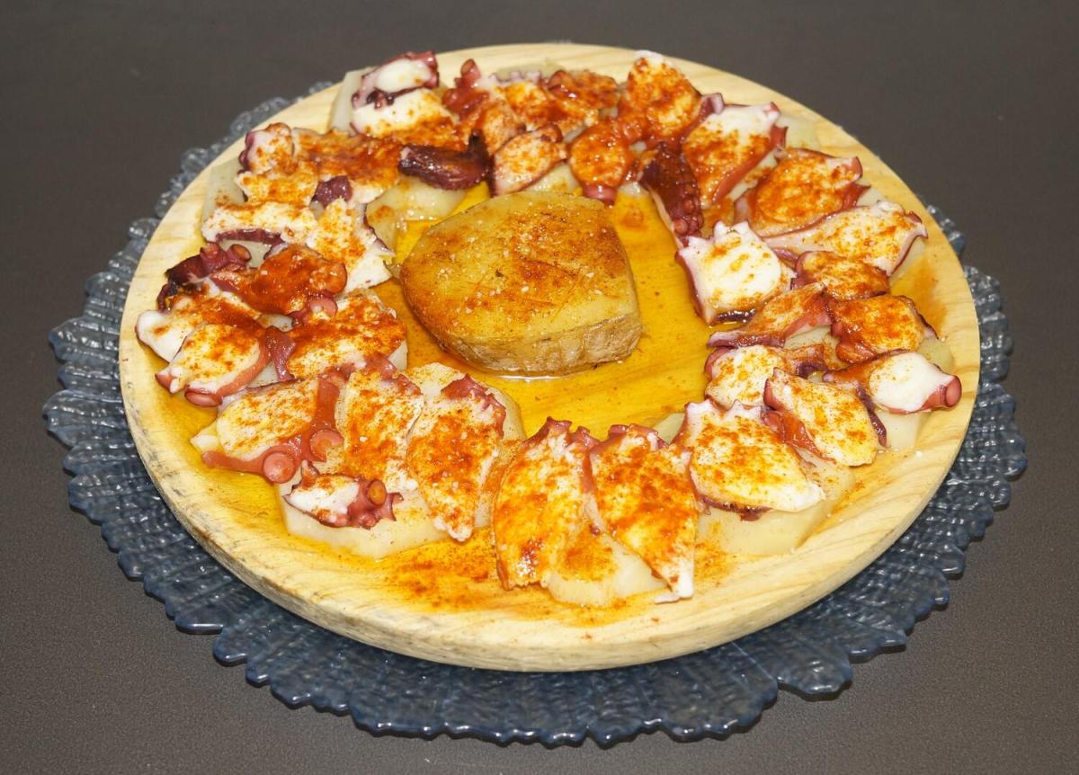Pulpo a la Gallega — Tapería La Mina Benidorm
